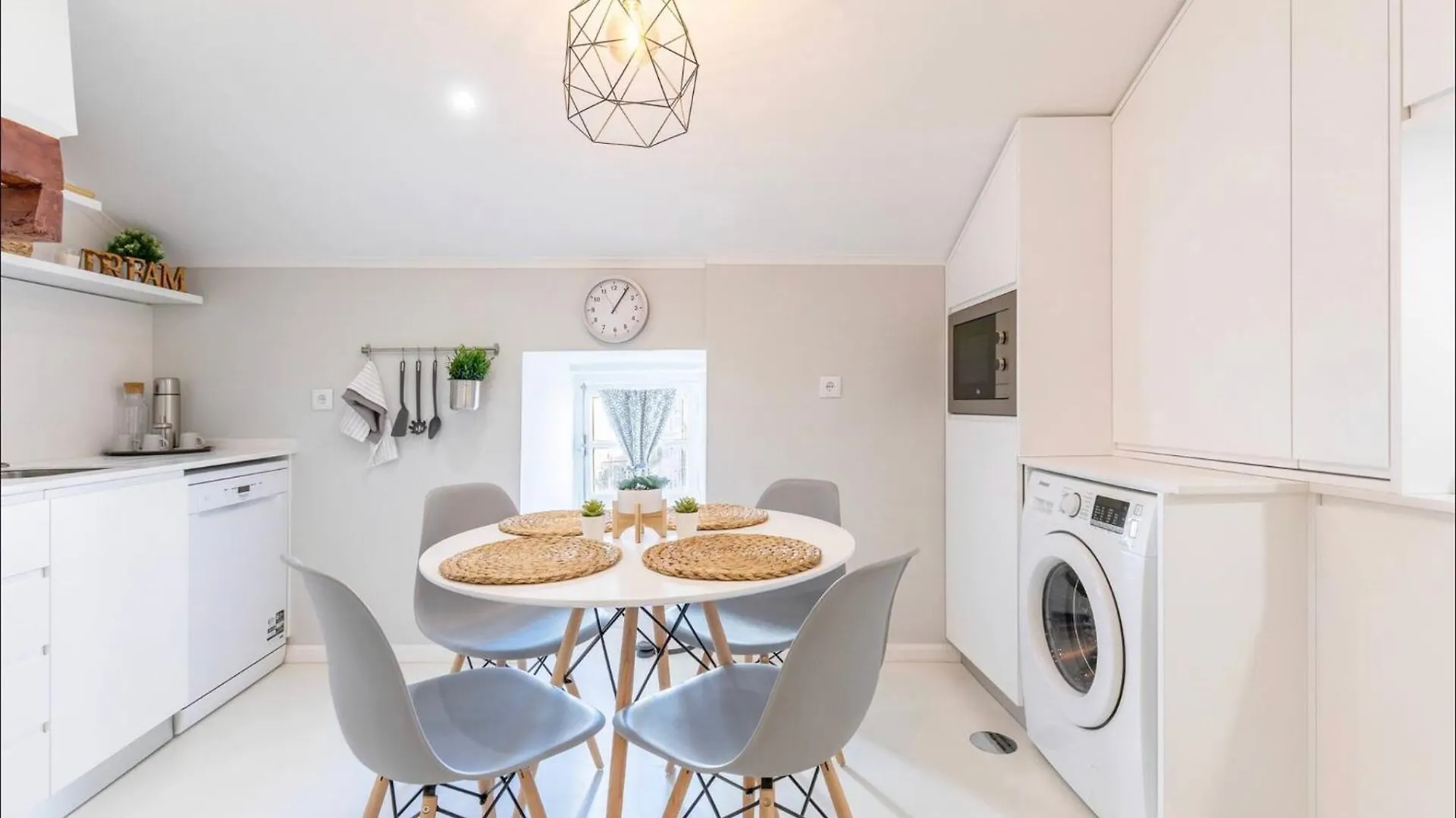 Alfama Historical Apartment Stylish 1 Br Lisboa
